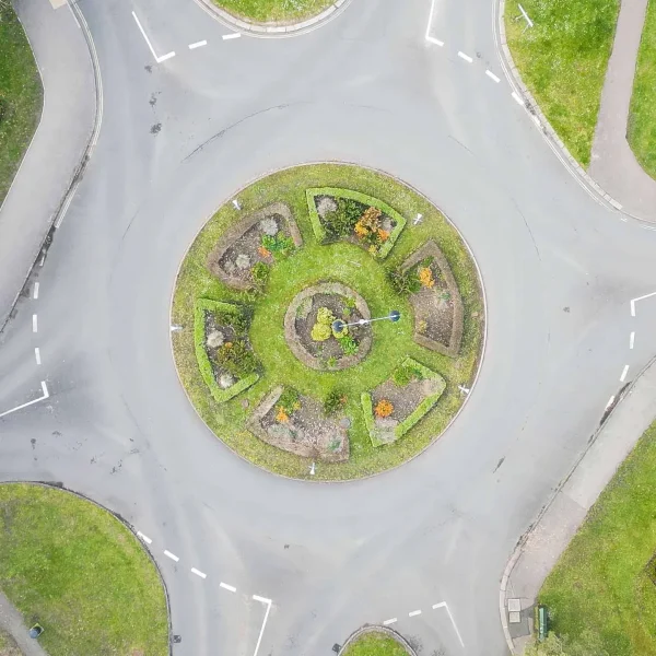 Remnants of the Anthropocene - Garden City Roundabout Study - video still 1 (00-01-52-21)- DETAIL web